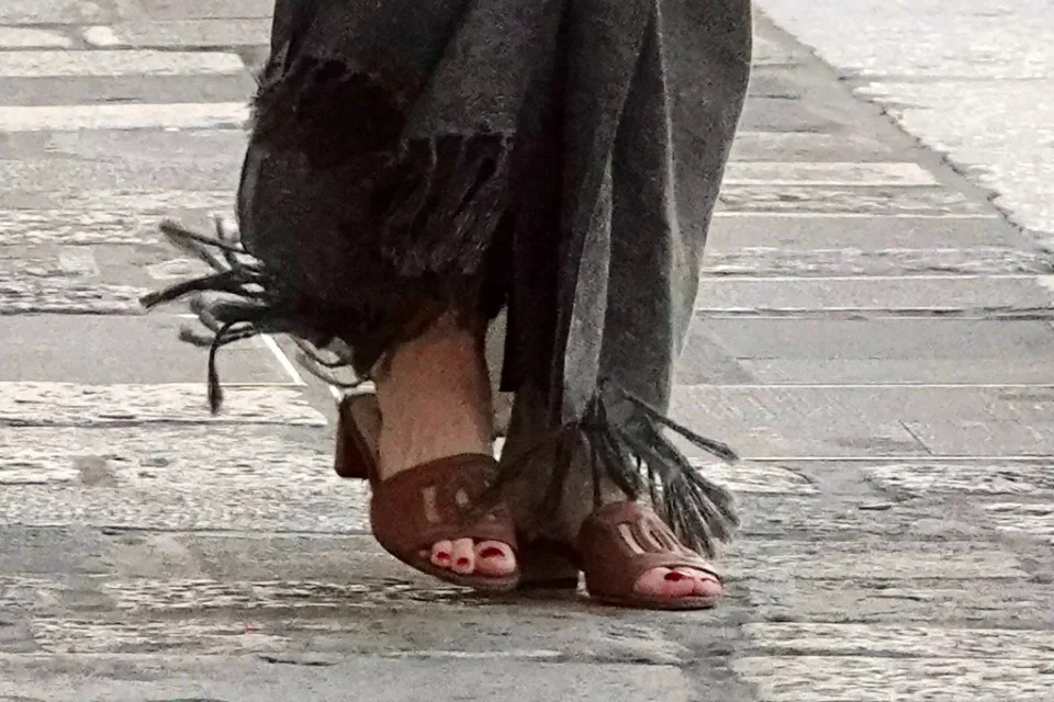 A closer look at Jolie&#x002019;s mules. - Credit: AbacaPress / SplashNews.com