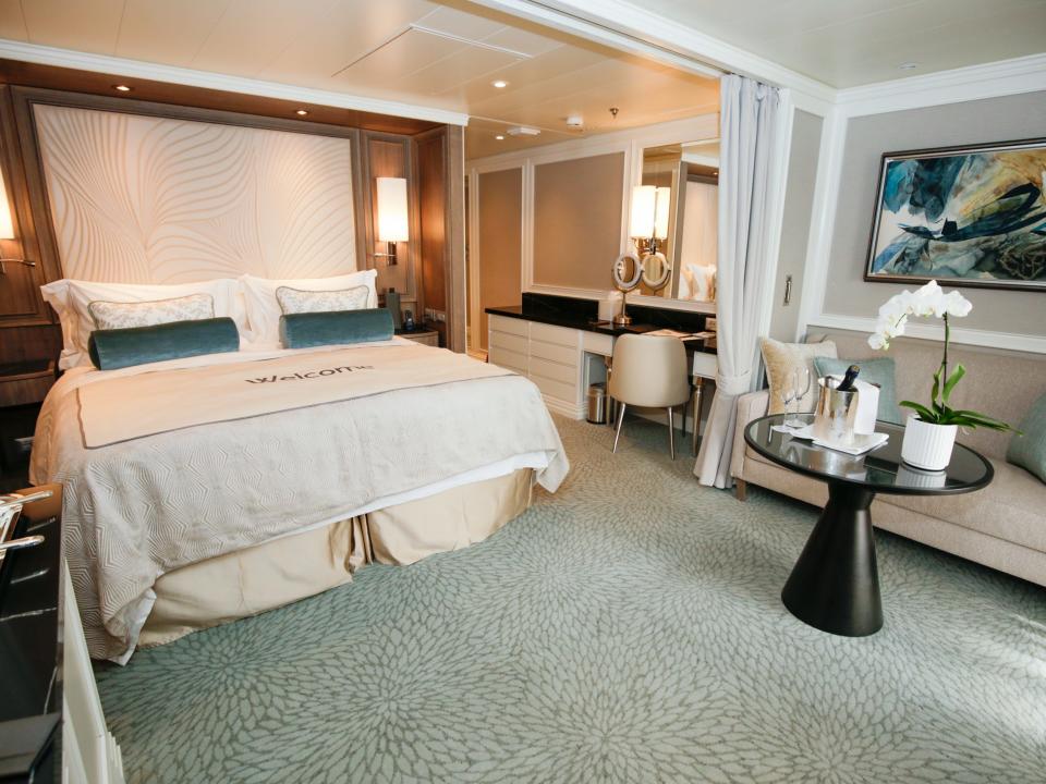 Regent Seven Seas Cruises Grandeur's concierge suite