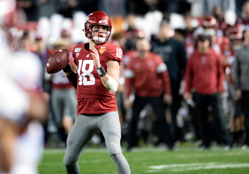 Washington State QB Anthony Gordon could be one of the surprise Senior Bowl standouts. (Photo by Carlos Herrera/Icon Sportswire via Getty Images)