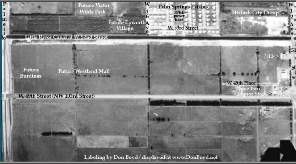 Vista aérea de W. 49th Street desde Palmetto hasta W 12th Avenue, Hialeah, 1963