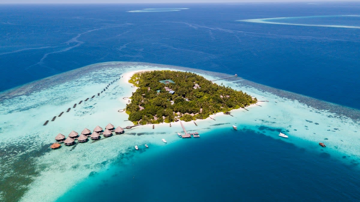 Maldives islands have fine-sand beaches and warm water for swimming (Getty Images/iStockphoto)