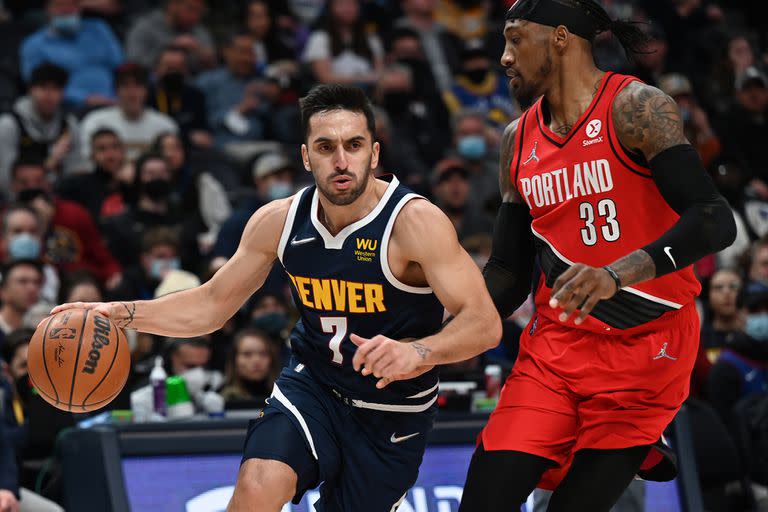 Facundo Campazzo de los Denver Nuggets en acción contra los Portland Trail Blazers