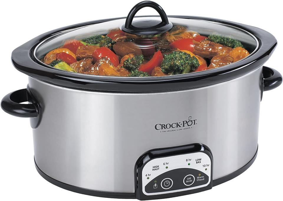 Crock-Pot Programmable 4-Qt, Oval Slow Cooker. Image via Amazon.