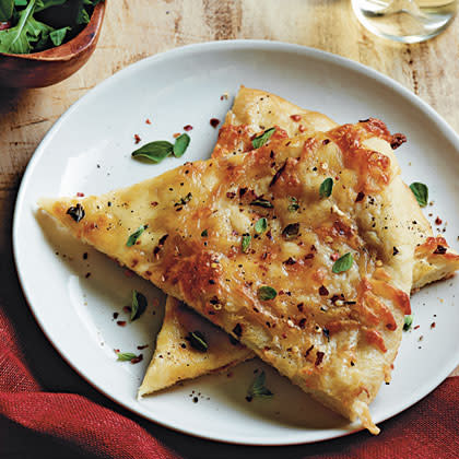 25+ Tasty Recipes for Garlic Superfans Everywhere