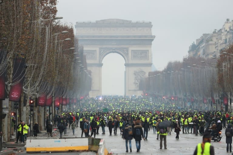 It is unclear whether as many "yellow vest" protestors will turn out as on previous weekends