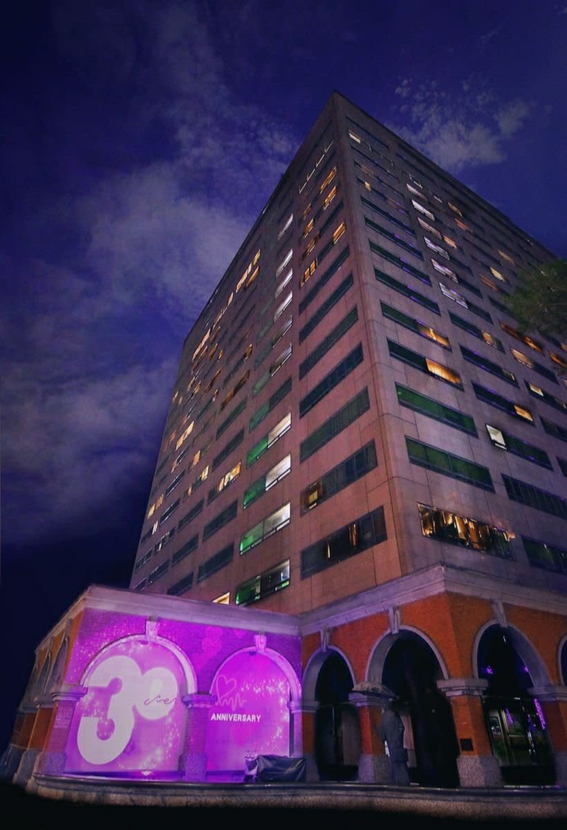 全台首座公益「城市光雕」在馬偕紀念醫院驚艷登場！
