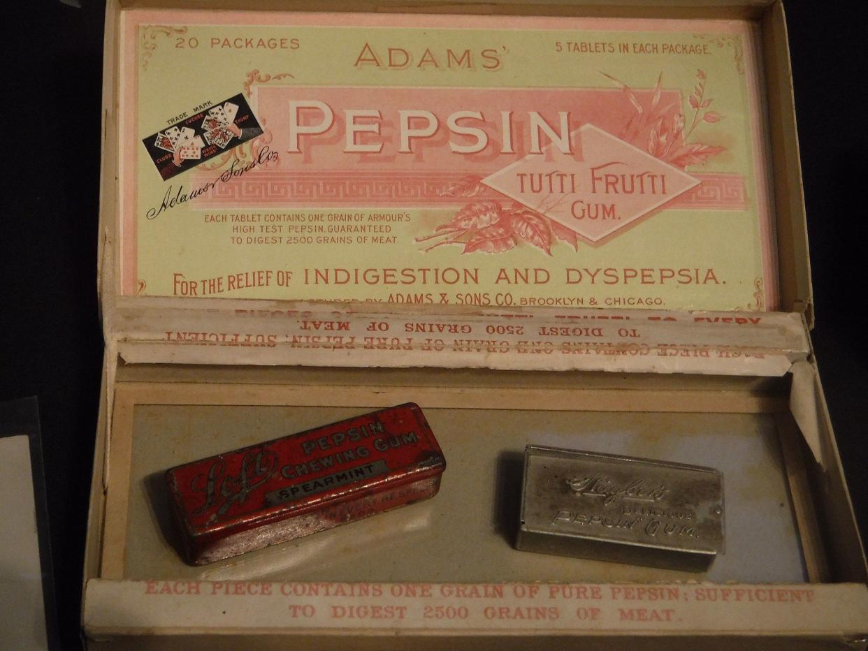 Adams Pepsin Tutti Frutti Gum, chewing gum packaging and gum, "For relief of indigestion and dsypepsia"