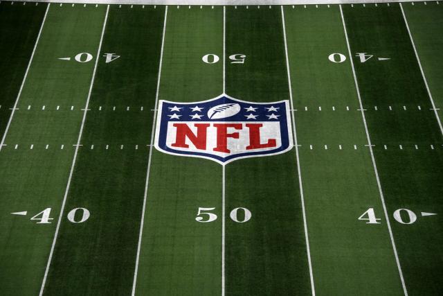 NFL suspends 4 players for violating gambling policy