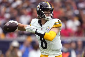 The weeks change. The opponents change. The Steelers' inability to generate  points does not