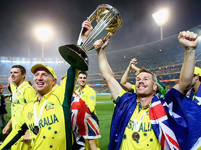 Brad Haddin and David Warner with the trophy.