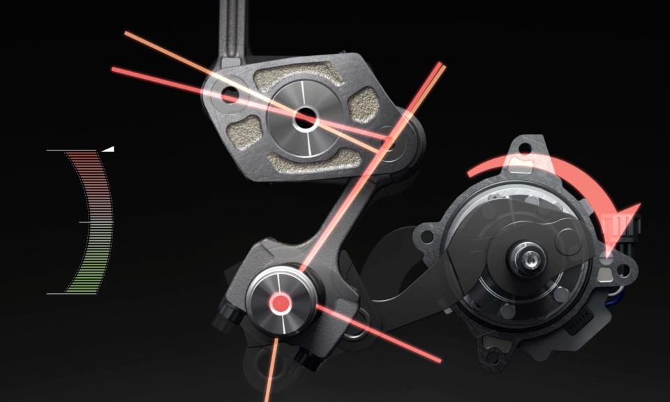 Diagram of Nissan's variable compression system in operation.