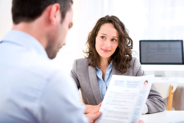 La carta de presentación, al igual que el CV, debe adaptarse a la descripción del trabajo en lugar de caer en la trampa de hacer una presentación más genérica.