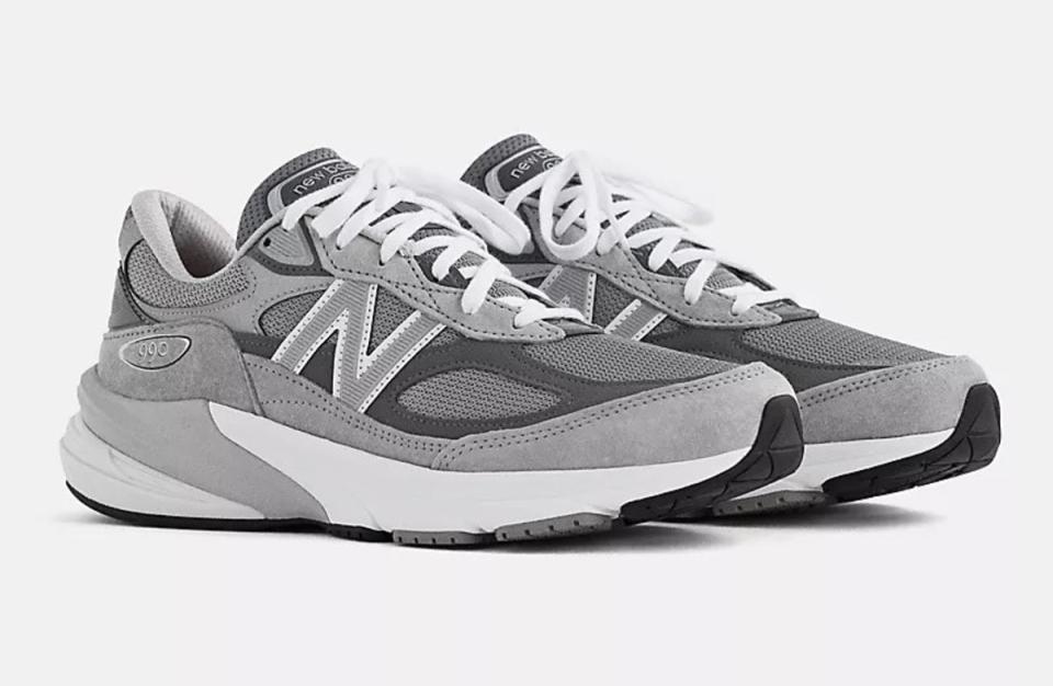<p>New Balance</p><p><strong>Why We Love It: </strong>The New Balance 990 line is built on American craftsmanship, technology, and style. The latest iteration of the iconic line hits the mark and is worthy of the hefty price tag.</p><p><strong>How To Buy It: </strong>Online shoppers can choose between three colorways of the New Balance 990v6 for $200 on the <a href="https://clicks.trx-hub.com/xid/arena_0b263_mensjournal?event_type=click&q=https%3A%2F%2Fgo.skimresources.com%2F%3Fid%3D106246X1739800%26url%3Dhttps%3A%2F%2Fwww.newbalance.com%2Fpd%2Fmade-in-usa-990v6%2FM990V6-MPS.html%3Fdwvar_M990V6-MPS_style%3DM990GL6&p=https%3A%2F%2Fwww.mensjournal.com%2Fsneakers%2F10-sneakers-that-make-perfect-valentines-day-gifts%3Fpartner%3Dyahoo&ContentId=ci02d413bc8000263c&author=Pat%20Benson&page_type=Article%20Page&partner=yahoo&section=Asics&site_id=cs02b334a3f0002583&mc=www.mensjournal.com" rel="nofollow noopener" target="_blank" data-ylk="slk:New Balance website;elm:context_link;itc:0;sec:content-canvas" class="link ">New Balance website</a>.</p>