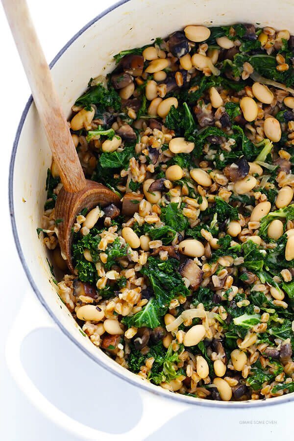 <strong><a href="https://www.gimmesomeoven.com/creamy-farro-with-white-beans-and-kale/" target="_blank" rel="noopener noreferrer">Get the Creamy Farro with White Beans and Kale recipe from Gimme Some Oven</a></strong>