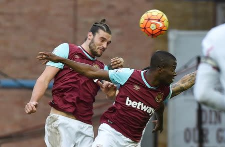 Football Soccer - West Ham United v Liverpool - Barclays Premier League - Upton Park - 2/1/16 Andy Carroll scores the second goal for West Ham Reuters / Toby Melville Livepic