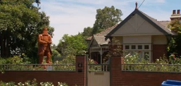 Ned Kelly statue takes pride of place in Surrey Hills front yard. Photo: 7News