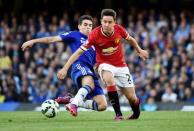 Football - Chelsea v Manchester United - Barclays Premier League - Stamford Bridge - 18/4/15 Chelsea's Oscar in action with Manchester United's Ander Herrera Reuters / Toby Melville Livepic
