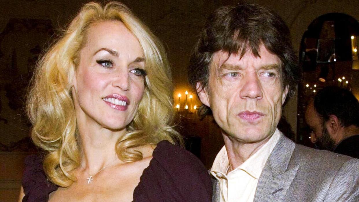 Mandatory Credit: Photo by RICHARD YOUNG/REX/Shutterstock (329291bd)JERRY HALL AND MICK JAGGERTHE EVENING STANDARD THEATRE AWARDS, LONDON, BRITAIN - 2000.