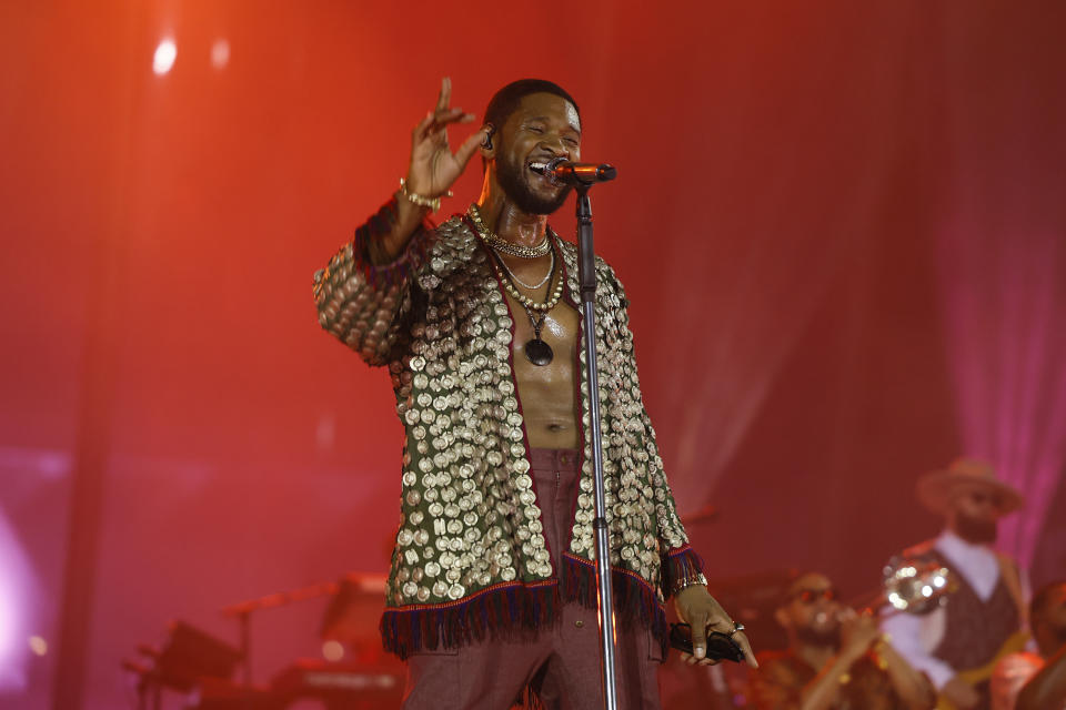 Usher Performing Global Citizen Festival