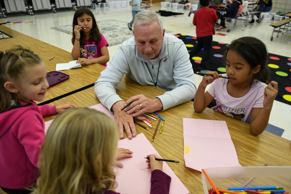 Substitute teacher Jim Stapp plays tic-tac-toe with group of students on Wednesday, Nov. 8, 2023 at Terry Redlin Elementary School in Sioux Falls, South Dakota.
