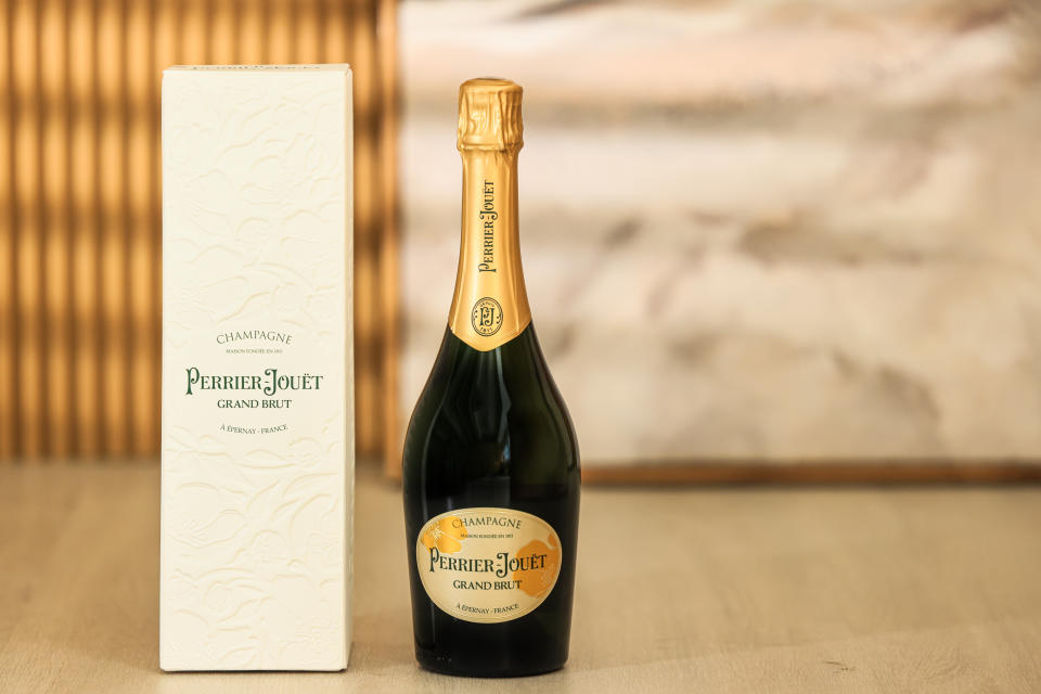 巴黎之花不記年香檳（PERRIER JOUET GRAND BRUT NV）
原價$470，優惠價$350