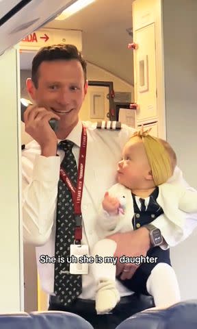 <p>Southwest Airlines/TikTok</p> Southwest pilot introduces daughter