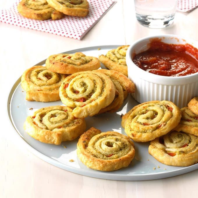 Party Pesto Pinwheels Exps Hplz17 26487 C06 02 2b 2