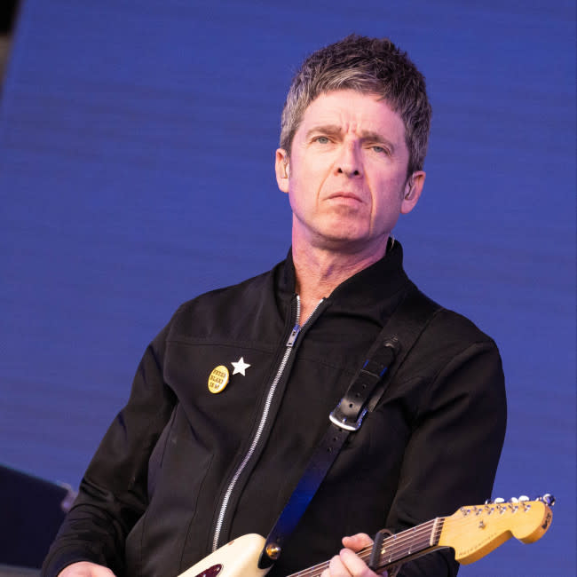 Noel Gallagher en el festival de música de Glastonbury credit:Bang Showbiz