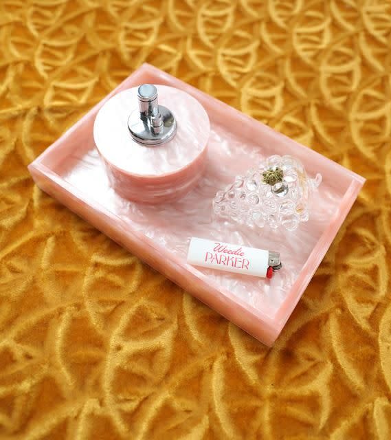 18) Tabletop Lighter in Rose Quartz Pearlescent