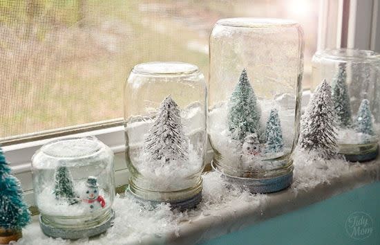 Waterless Snow Globe