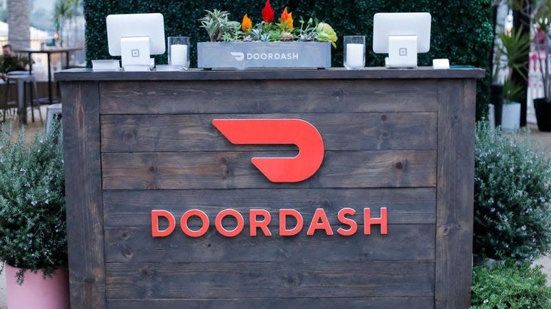DoorDash is adding a package delivery service