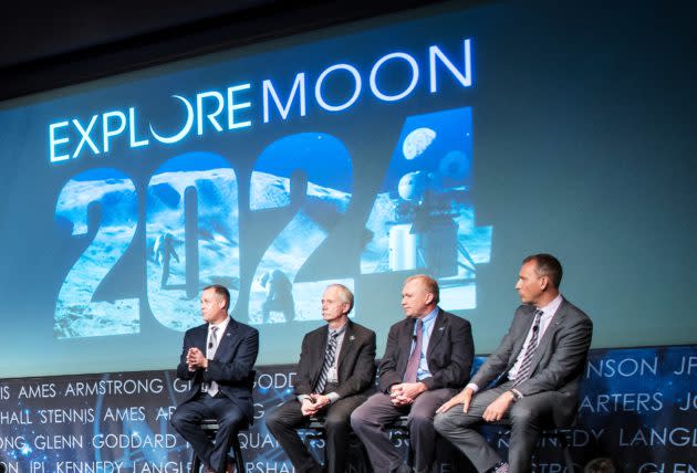 NASA Administrator Jim Bridenstine, at left, discusses the plan to send astronauts to the moon by 2024 as three of his associate administrators — William Gerstenmaier, Jim Reuter and Thomas Zurbuchen — look on during a town hall at NASA headquarters. (NASA Photo / Joel Kowsky)