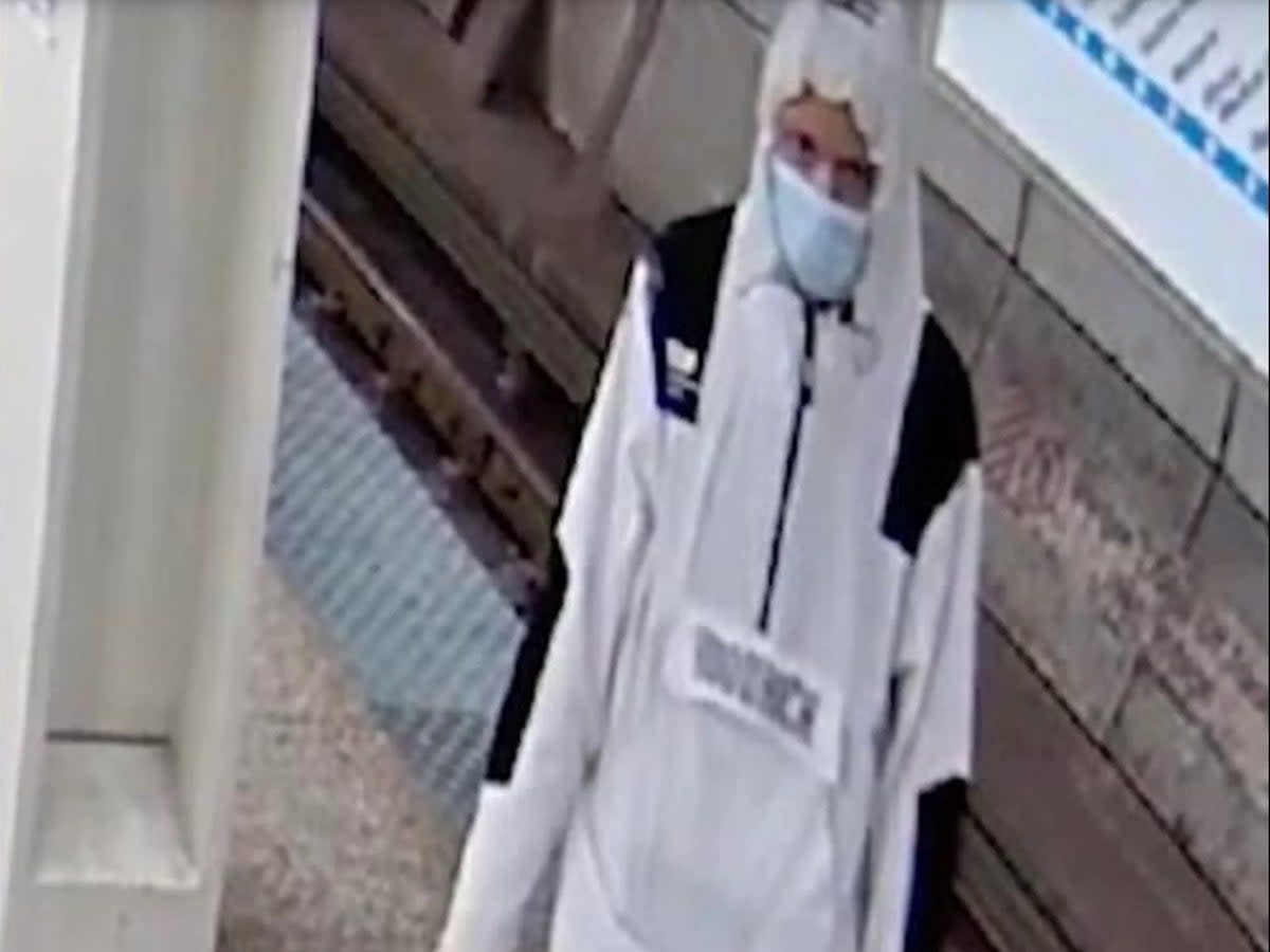 The image released by Chicago police of a  suspect attacker  (Chicago Police Department / CTA via Fox32)