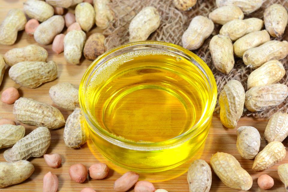 2) Peanut Oil: Best Oil for Deep-Frying