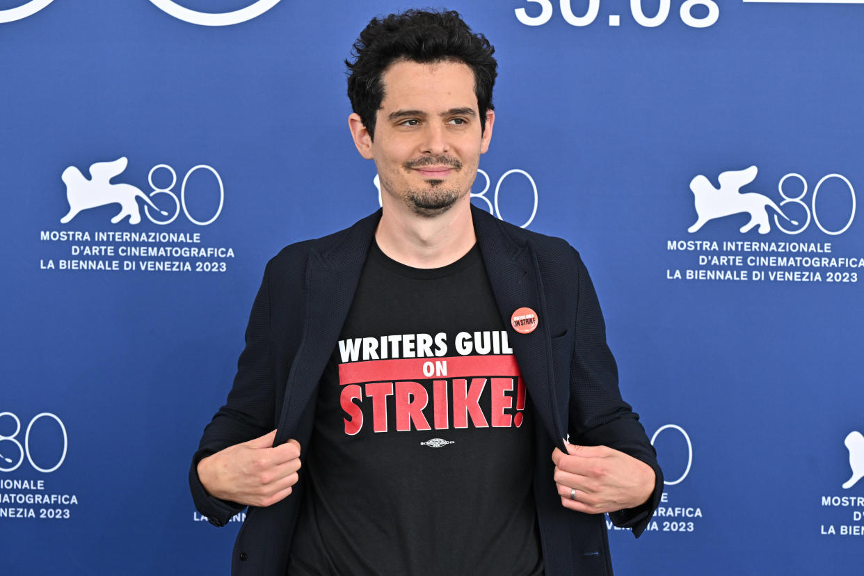 Le réalisateur et président du jury de la Mostra cette année, Damien Chazelle ( ici le 30 août 2023 au festival de la Mostra de Venise ) avait un message à faire passer.