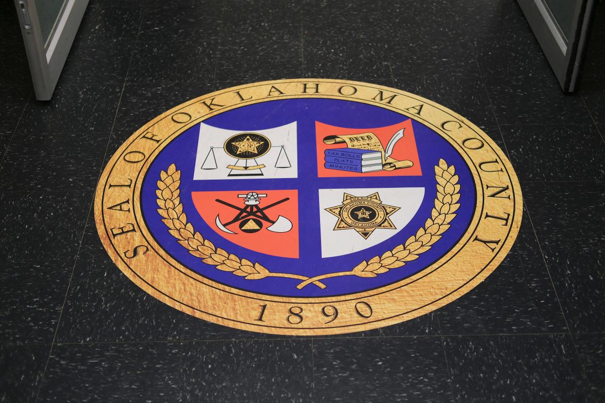 The Oklahoma County seal.