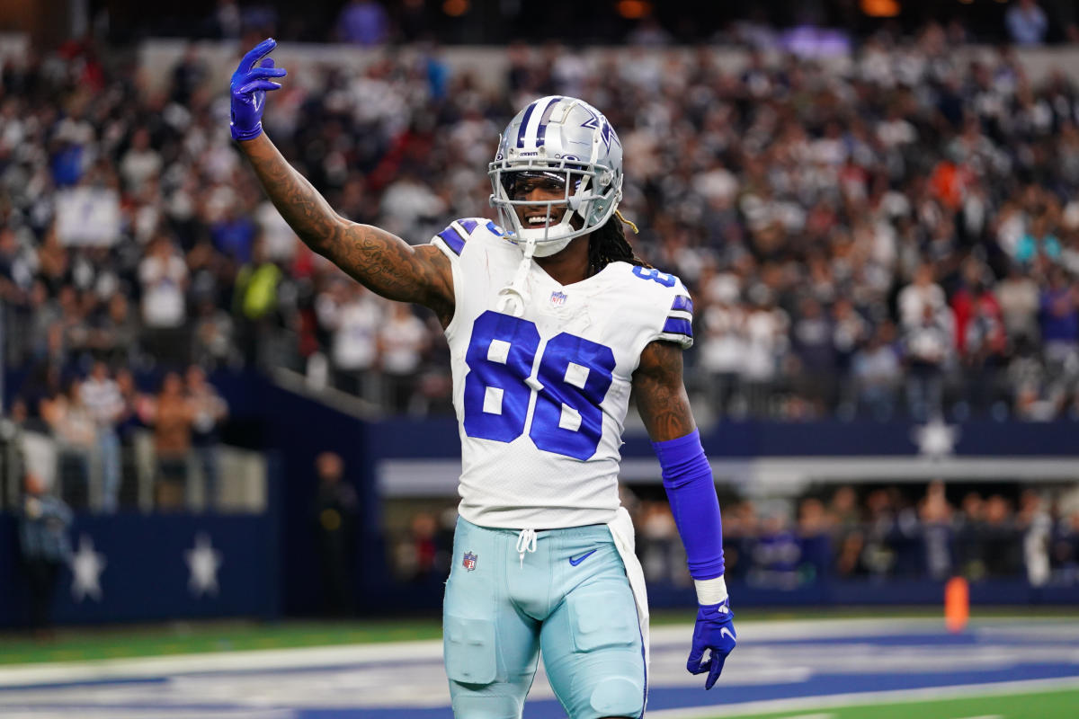 CeeDee Lamb of the Dallas Cowboys celebrates after scoring a News Photo  - Getty Images