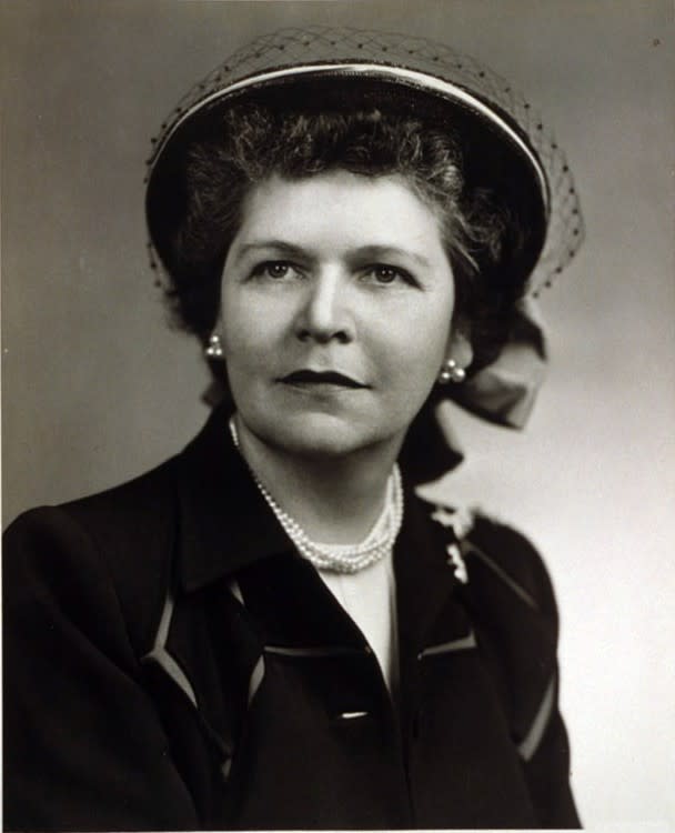 6.- Georgia Neese Clark (1898-1995) fue la primera tesorera de los Estados Unidos, cargo que ocupó entre 1949 y 1953. Desde entonces, el puesto ha sido ocupado por mujeres. Seis de las últimas diez tesoreras son de origen latino.