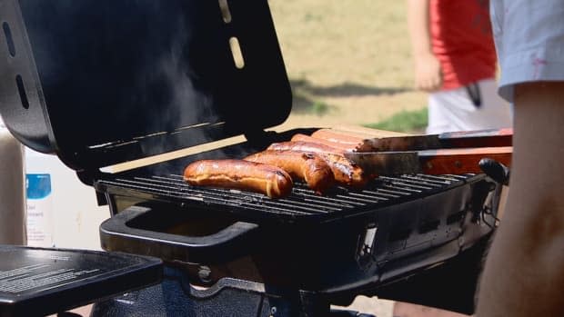 Saturday's event featured live music, barbecue, gifts and prizes, a bouncy castle and sparkling juice tastings for the kids, and a wine and beer tasting for the adults. (John Shypitka/CBC - image credit)