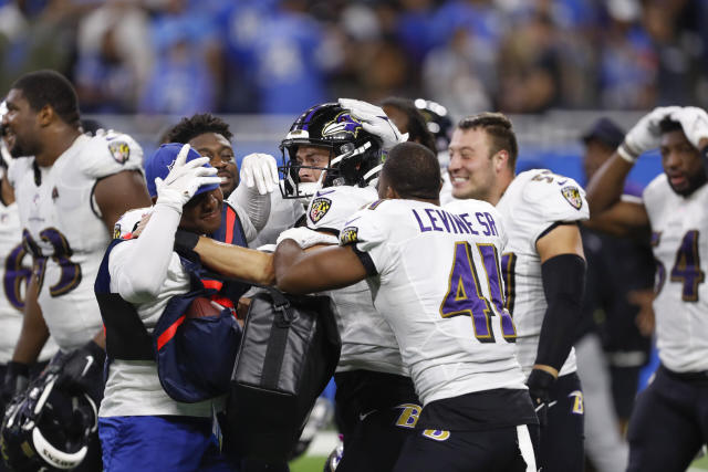 Officials miss delay of game before Justin Tucker's record-setting,  game-winning field goal