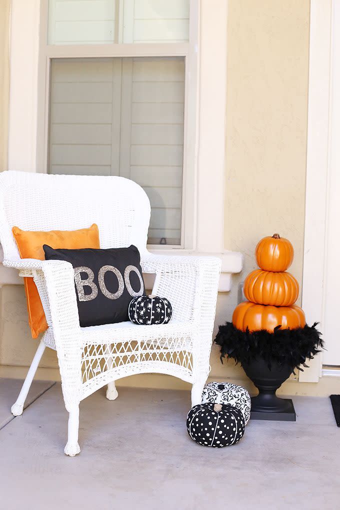 Stacked Pumpkin Topiary