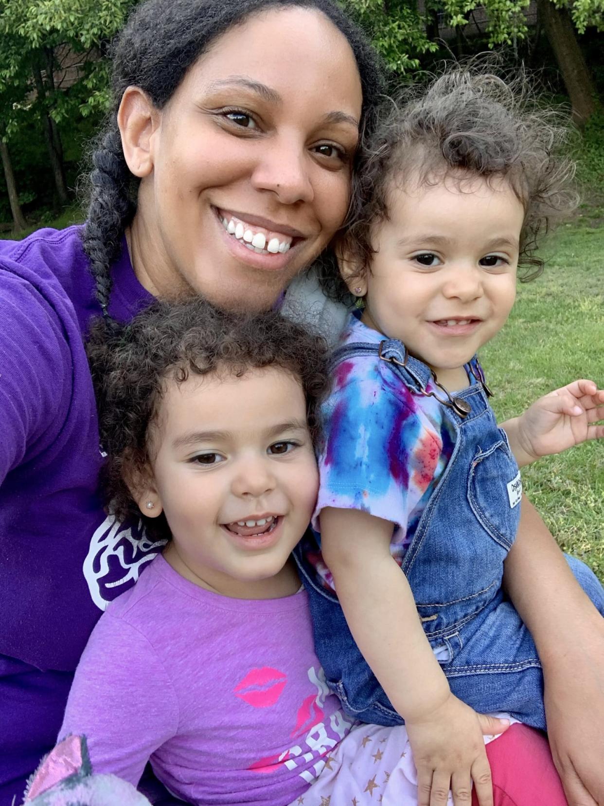 Theanne Griffith with her two young daughters, Violeta and Lila.