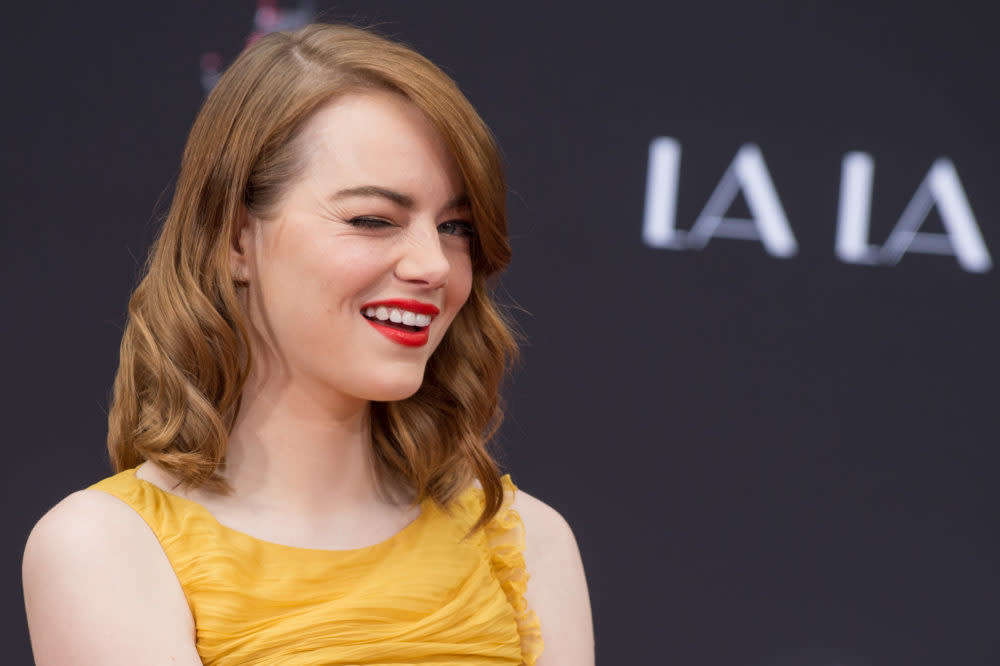 Low-key BFFs Emma Stone and Brie Larson are officially giving us Busy and Michelle vibes this Oscars season