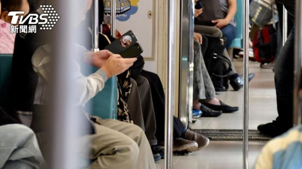 北捷今年人次較去年同時期人潮還來得多。（示意圖／shutterstock達志影像）