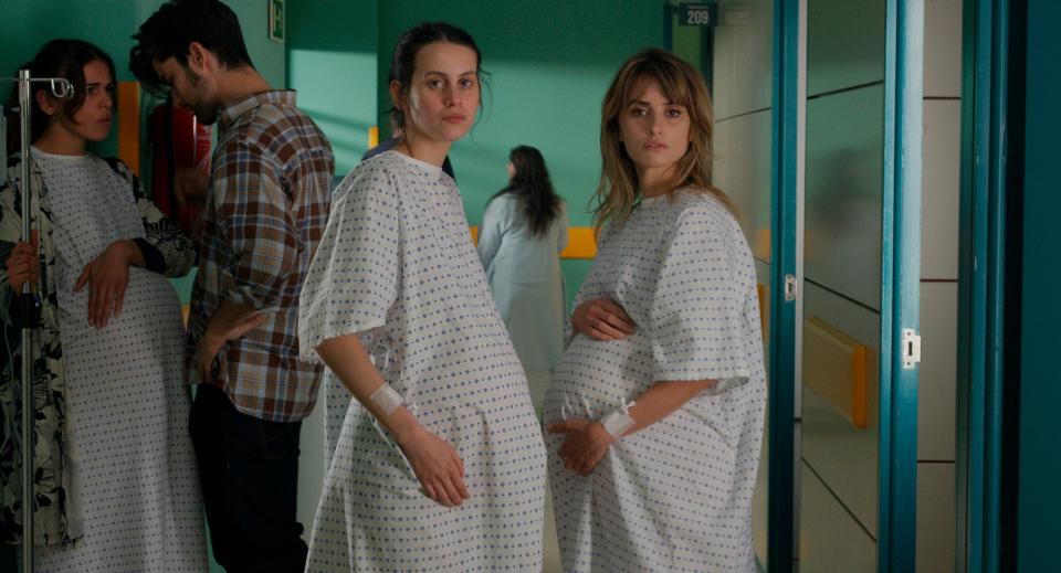 The lives of Ana (Milena Smit, left) and Janis (Penélope Cruz) become forever entwined after their babies are mixed up in the maternity ward.