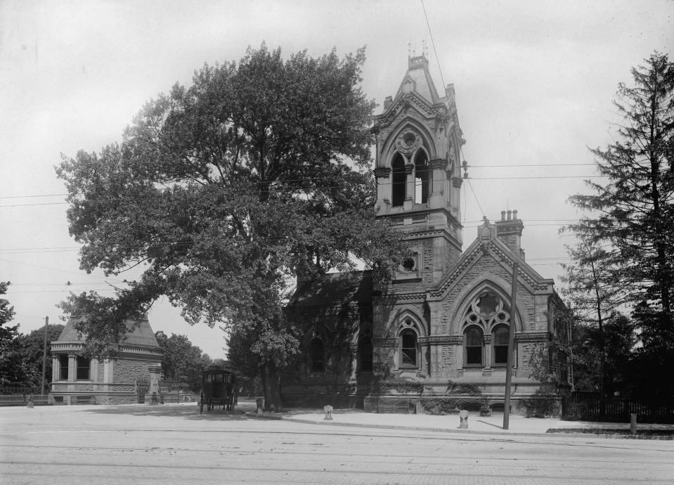 The Gothic entrance of Spring Grove Cemetery, c. 1900. The gatehouse and carriage house were designed by Cincinnati architect James Keys Wilson in 1863.