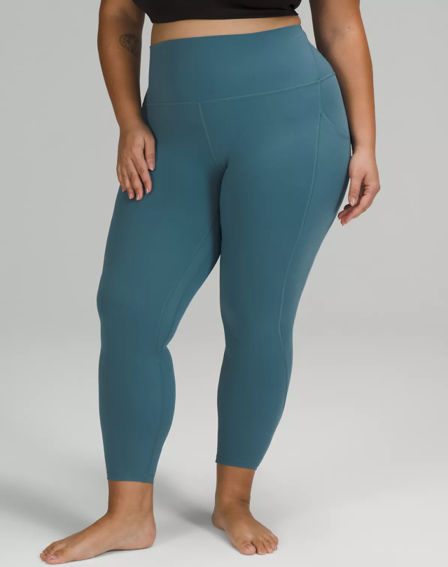 This look is so popular now. I'm just wondering why Lululemon hasn't done a crossover  leggings style like these in the align fabric? I want and need! : r/ lululemon