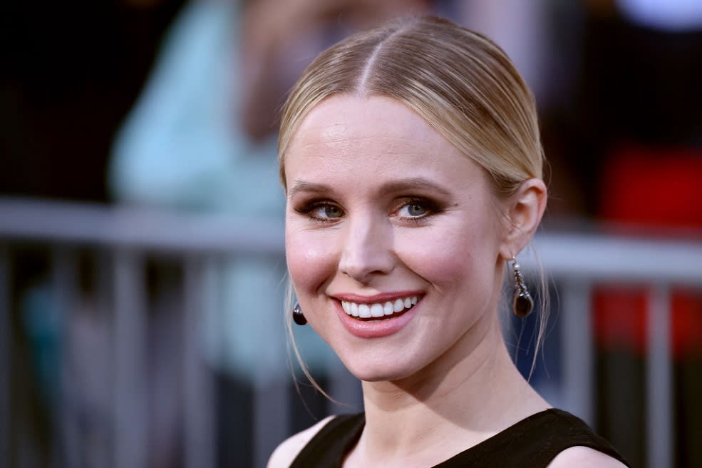 Kristen Bell’s daughter made her dress up as *Elsa* — not Anna — from “Frozen” for Halloween 2017