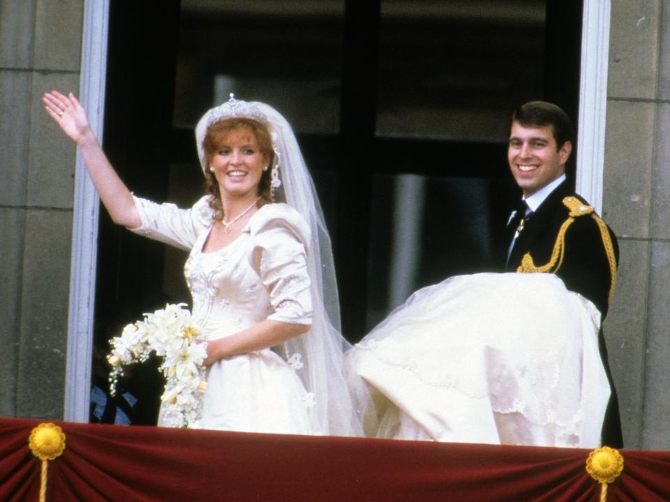 sarah ferguson wedding dress