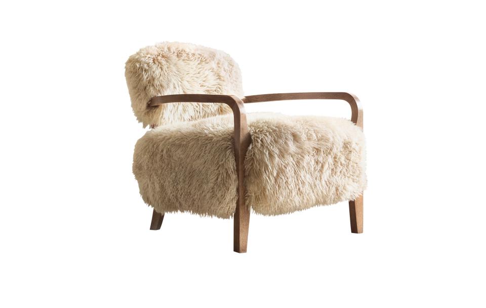 Yeti sheepskin armchair.